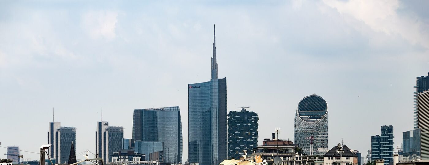 Lo skyline di Milano con le torri di Porta Nuova